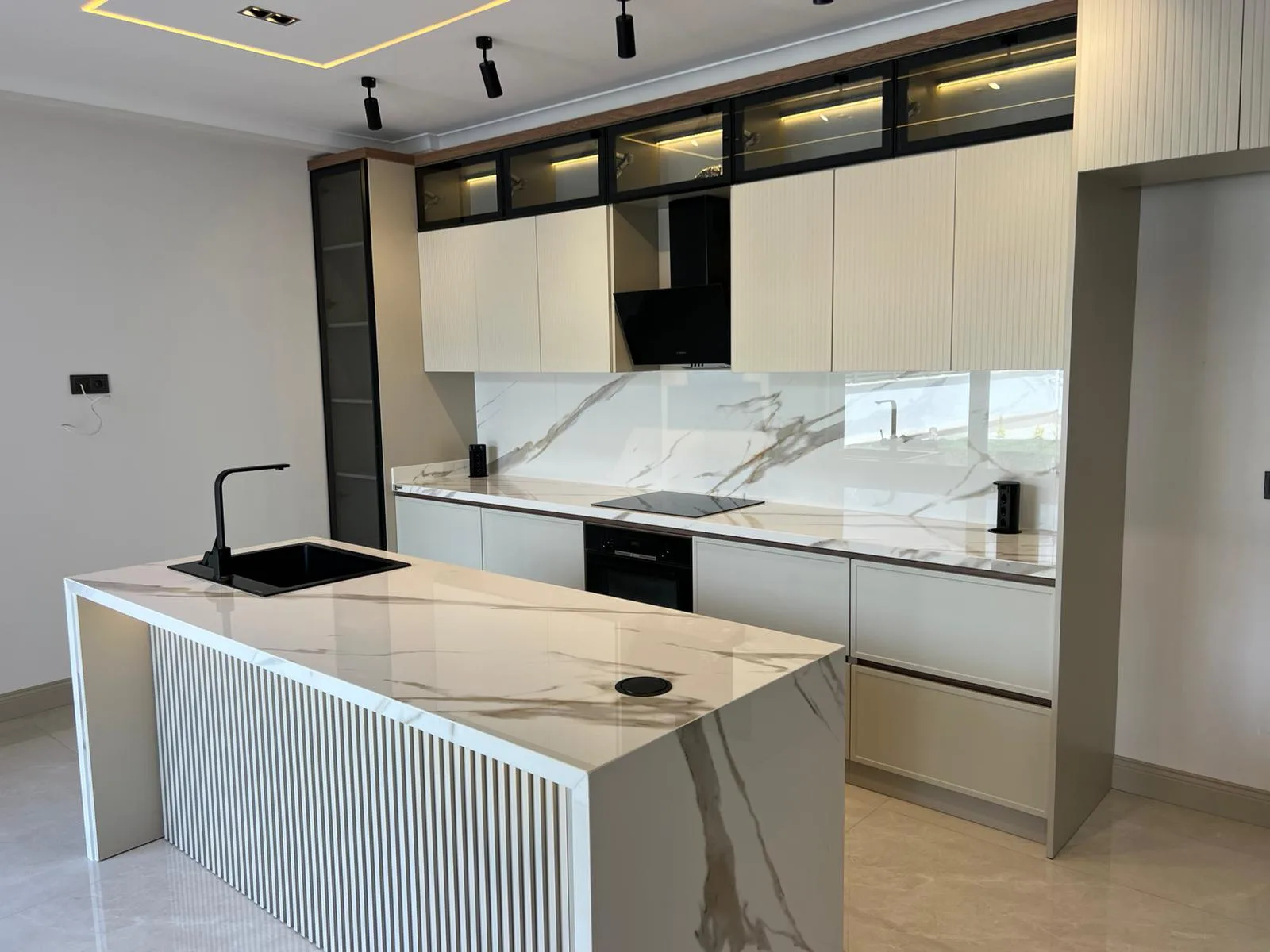 GÜRE RAMADA OTEL BÖLGESİNDE TAM BAĞIMSIZ MÜSTAKİL ULTRA LÜX VİLLA - Görsel 6