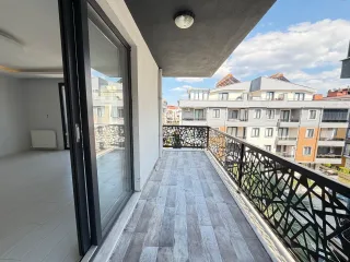 AKÇAYIN EN PRESTİJLİ SİTESİNDE 3+1 AYRI MUTFAK LÜKS DAİRE - Görsel 31