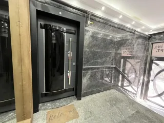 AKÇAYDA SARIKIZDA CADDE ÜSTÜ SIFIR BİNA DENİZE ÇOK YAKIN 2+1 AMERİKAN MUTFAK LÜX DAİRE - Görsel 18