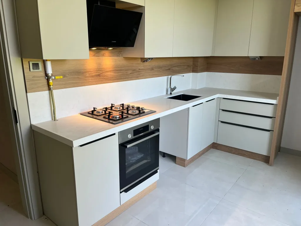 ALTINKUMDA ULTRA LÜX KAPALI OTOPARKLI 2+1 AYRI MUTFAK DAİRE - Görsel 5