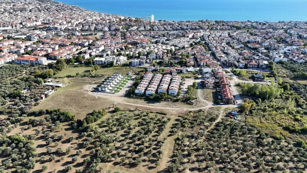 AKÇAY CEMİL TEMEL MAHALLESİNDE 661 METREKARE %15 iMARLI ARSA - Görsel 3