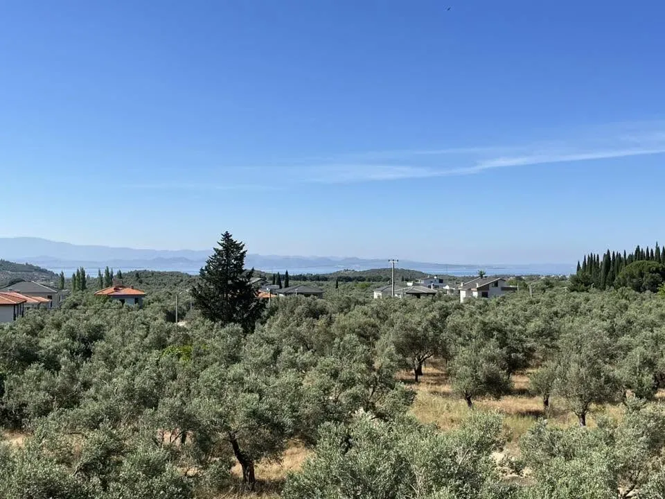 GÜREDE HEM DAĞ HEM DENİZ MANZARALI 3+1 TRİPLEX SIFIR VİLLA - Görsel 4