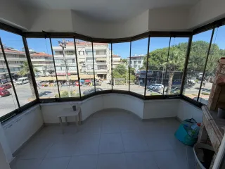 AKÇAY MERKEZDE 2+1 AYRI MUTFAK FULL EŞYA OPSİYONLU GENİŞ BALKONLU İÇİ FULL YAPILI DAİRE - Görsel 9