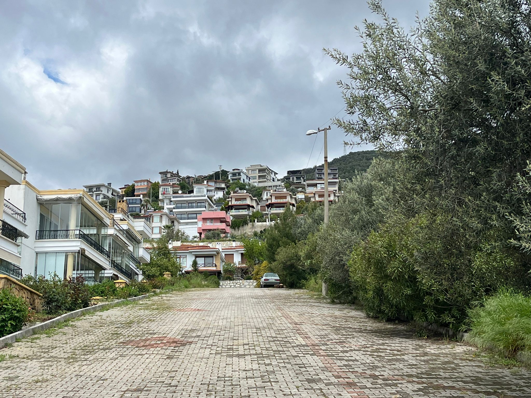 ALTINOLUKTA KÖŞE PARSEL 650 METREKARE  FULL DENİZ MANZARALI %25 İMARLI SATILIK ARSA - Görsel 3