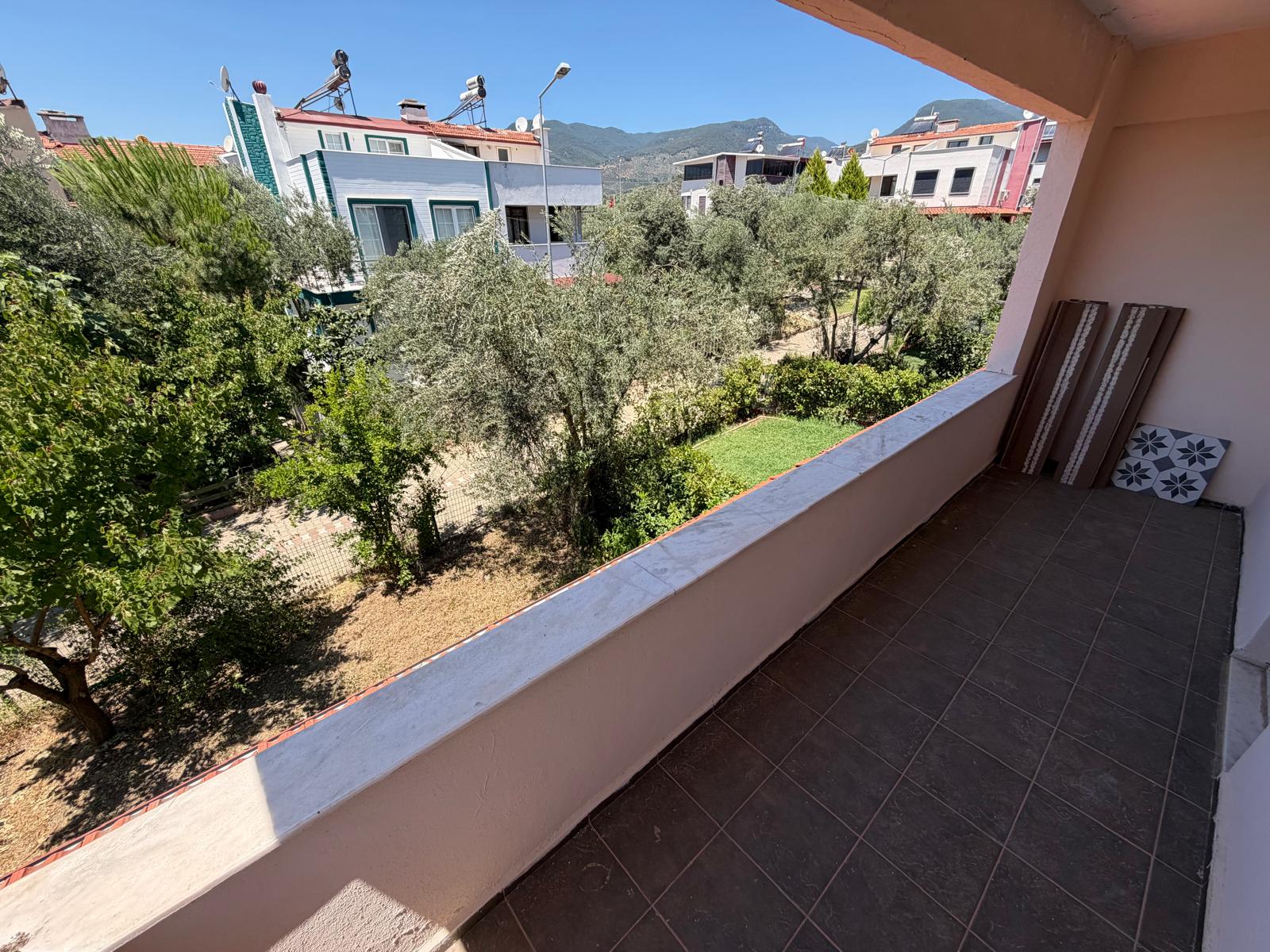 GÜRE DENİZ TARAFINDA DAİRE FİYATINA TRİPLEKS VİLLA - Görsel 13