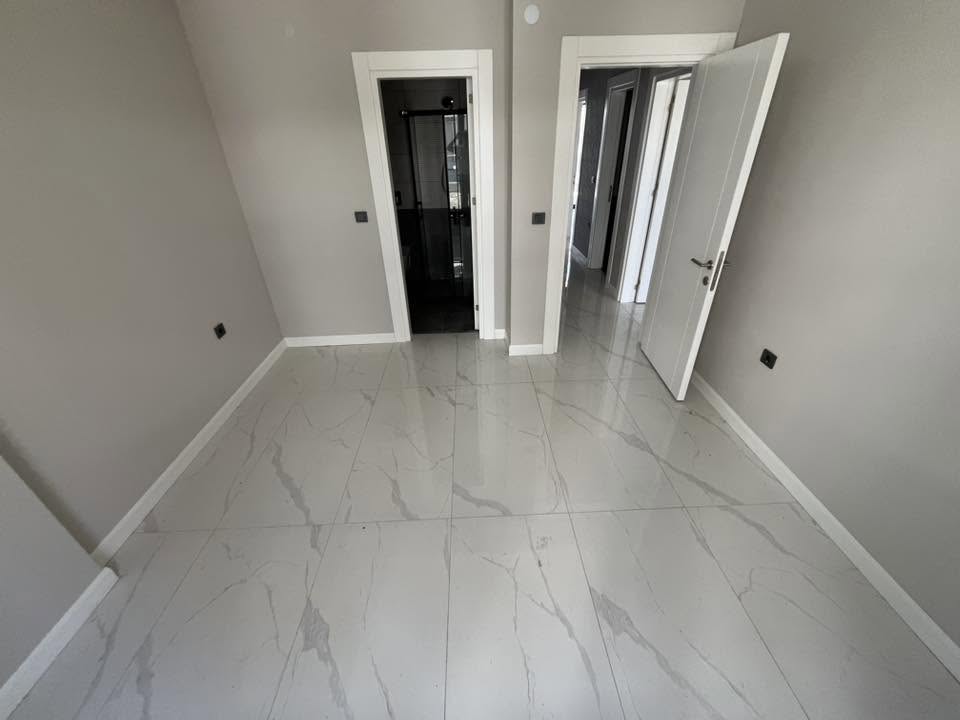 GÜRE AKÇAY ARASINDA 2+1 AYRI MUTFAK ULTRA LÜX SİTE İÇERİSİNDE HAVUZ CEPHELİ DAİRE - Görsel 13